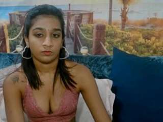 cherryindian4u Live Webcam on CamSoda