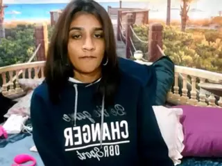 cherryindian4u's Live Sex Cam Show