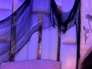 hannacollins01 Live Webcam on CamSoda