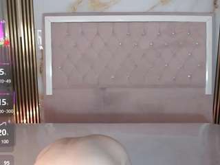 lili-conor-s webcam