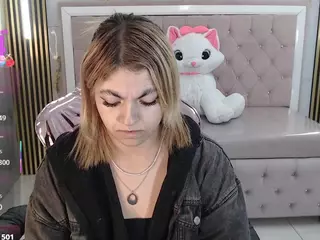 lili-conor-s's Live Sex Cam Show