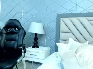 madissonowen's Live Sex Cam Show