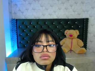 sara-evans-m Live Webcam on CamSoda