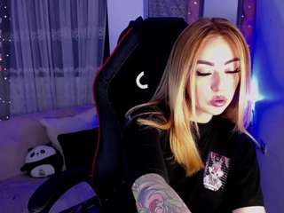  saraa-doll chat room