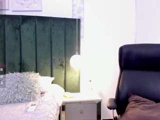 aprilwatsonn webcam