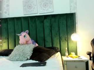 aprilwatsonn webcam model