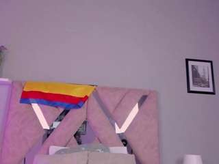 Live cam show with aprilwatsonn