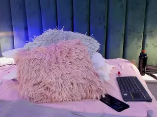 aprilwatsonn's Live Sex Cam Show