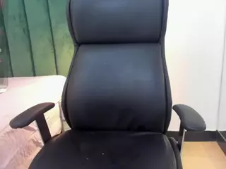 aprilwatsonn's Live Sex Cam Show