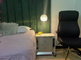 aprilwatsonn's Live Sex Cam Show