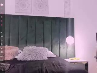 aprilwatsonn's Live Sex Cam Show