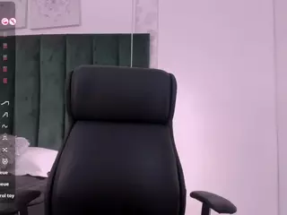 aprilwatsonn's Live Sex Cam Show