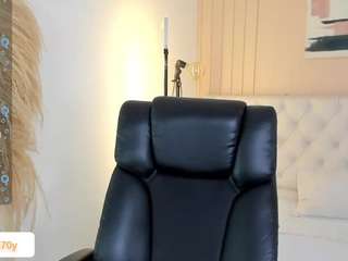  ari-ana chat room