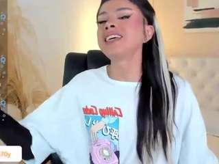  ari-ana chat room