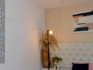 ari-ana Sex Cam Show