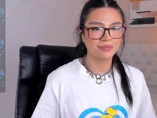 Ari-Ana live webcam show