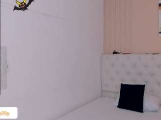 ari-ana's live room