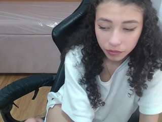 danatella-t Live Webcam on CamSoda