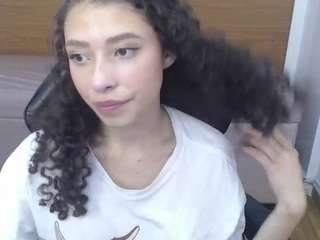 danatella-t Live Webcam on CamSoda