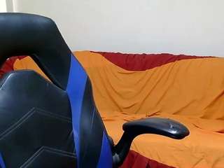 Darkkras live webcam show