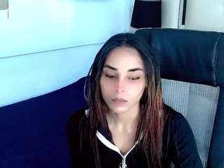 happertyla Live Webcam on CamSoda