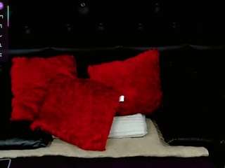 happertyla Live Webcam on CamSoda