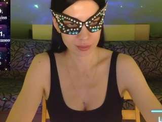 holyynun webcam
