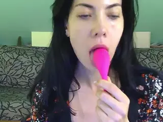 HolyyNun's Live Sex Cam Show