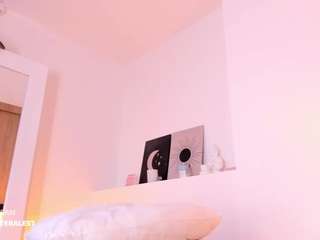 Live cam show with Nicolettebalee