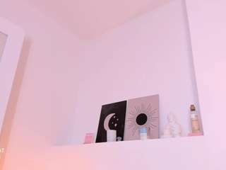 Nicolettebalee live webcam show