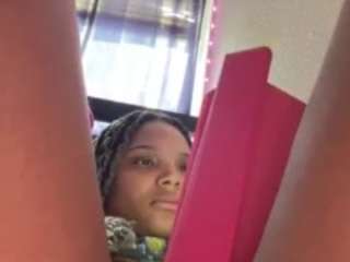 le modèle sadiesecret101 est en webcam porno dans un show sur le site camsoda, il possède les tags suivants: amateur,ass bouncing,black hair,brown eyes,doggy style,drinking,ebony,erotic dance,flashing,full nudity,normal,smoking,solo show,striptease,tiny tits,mobile