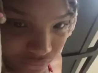 Babieee's Live Sex Cam Show