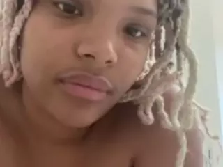 Babieee's Live Sex Cam Show