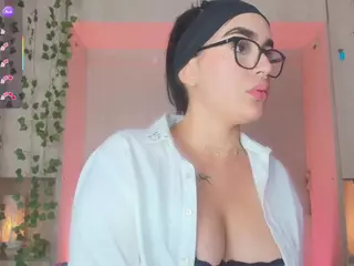 AlishaCook's Live Sex Cam Show