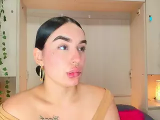 AlishaCook's Live Sex Cam Show