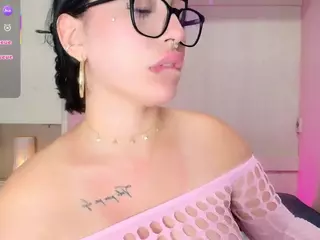 AlishaCook's Live Sex Cam Show