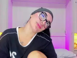 AlishaCook's Live Sex Cam Show