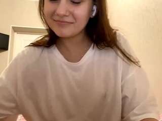 alodiecharton Live Webcam on CamSoda