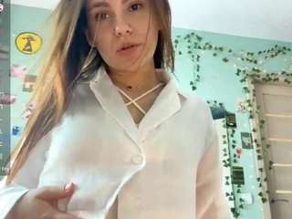alodiecharton Live Webcam on CamSoda