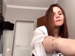 AlodieCharton's Live Sex Cam Show