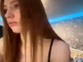 MaydaBow's Live Sex Cam Show