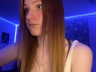 MaydaBow's Live Sex Cam Show