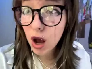 MayDenner's Live Sex Cam Show