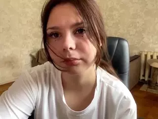 MildredGawne's Live Sex Cam Show