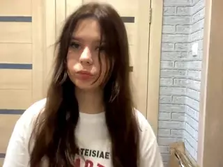 MildredGawne's Live Sex Cam Show