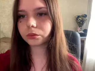 MildredGawne's Live Sex Cam Show