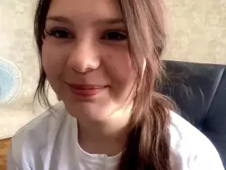 MildredGawne's Live Sex Cam Show