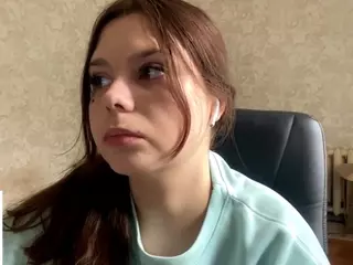 MildredGawne's Live Sex Cam Show