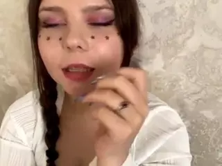 MildredGawne's Live Sex Cam Show