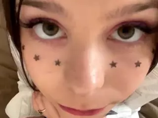 MildredGawne's Live Sex Cam Show